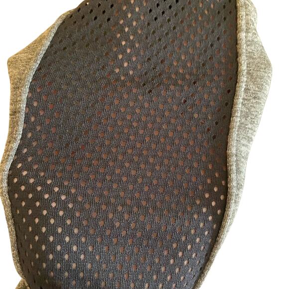 Under Armour Women’s Black Gray High Neck Mesh Pockets Sweatshirt Size XS - Picture 3 of 8